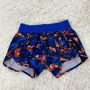 Lululemon Tracker Short IV (4-way Stretch) Paint Storm Harbor Blue Multi / Black